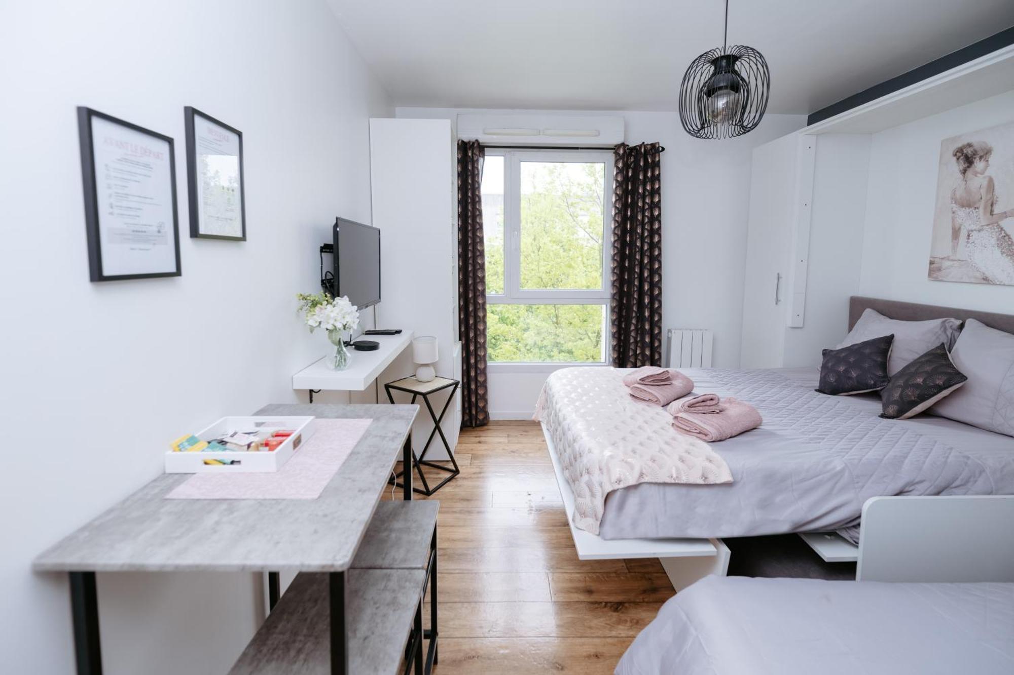 Neuvaroom Montevrain Bagian luar foto